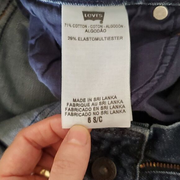 Levi's 553 Mid Rise Boot Cut Women's Jeans Size 6S - Picture 5 of 12